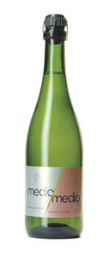 Imagen de Vino Medio y Medio Blanco 750 ml